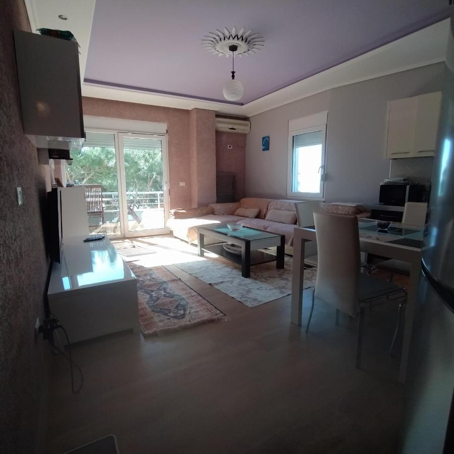 Mia'S Sea View Apartment 格勒姆 外观 照片