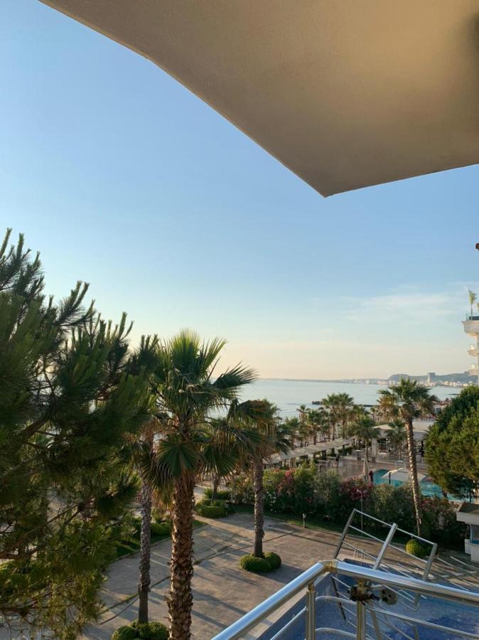 Mia'S Sea View Apartment 格勒姆 外观 照片