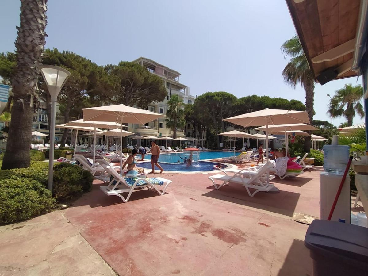Mia'S Sea View Apartment 格勒姆 外观 照片